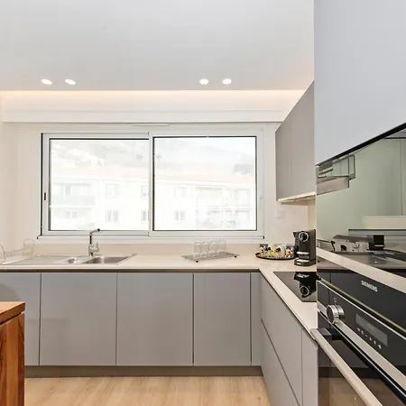 Monaco Border - Balcon Vue - Dd *